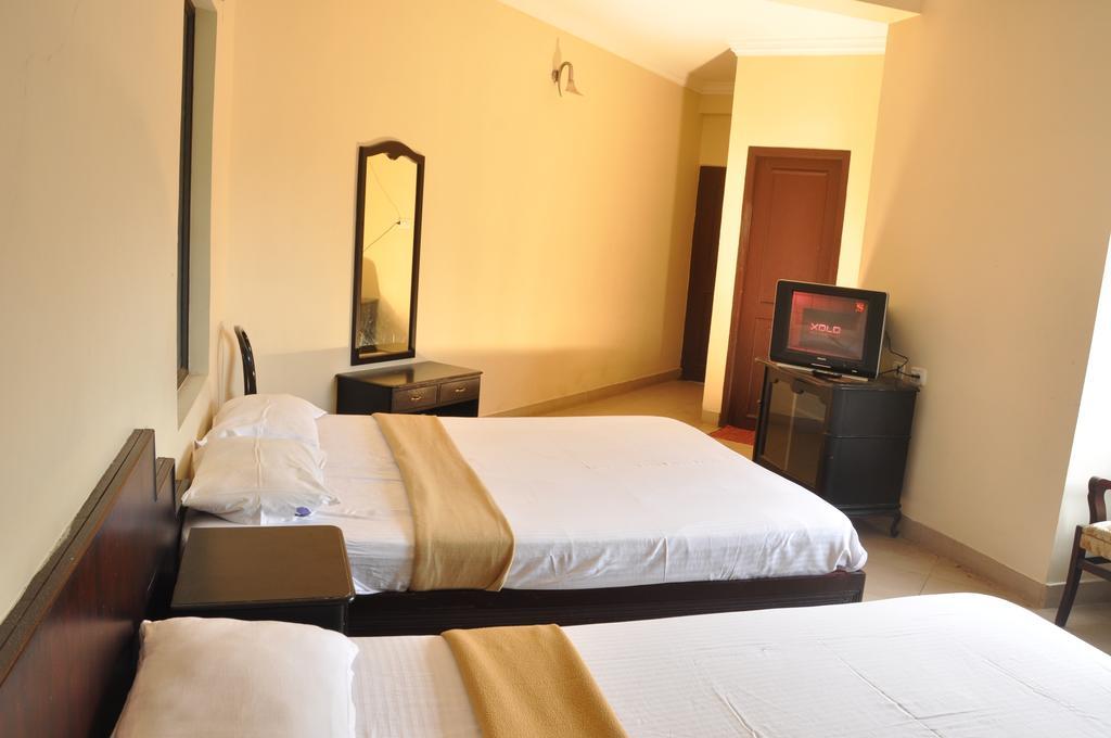 Albarad Hotel Munnar Værelse billede